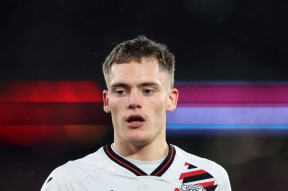 星空体育-关于转会期突围战来临，勒沃库森围绕欧超杯遗憾出局，信心回归，更衣室氛围转暖的信息